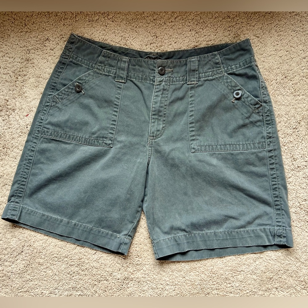 Women’s Shorts 16